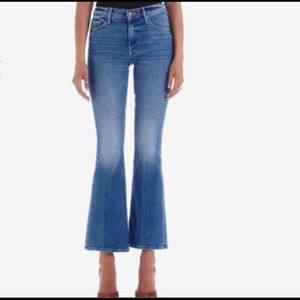 MOTHER The Weekender Jeans. NWT. Size 28. 31" inseam. Color: Love Bombs